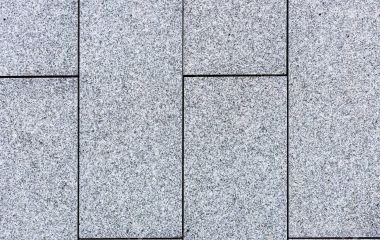 Варианты применения гранитной плитки: от столешниц до напольных покрытий и облицовки стен